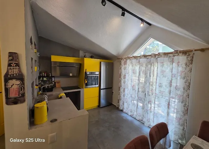 Domin Apartment, Golem, Durres * Golem