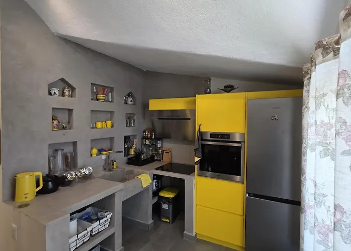 Domin Apartment, Golem, Durres Apartman *