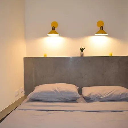 Domin Apartment, Golem, Durres Голем