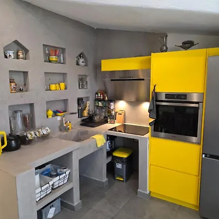 Domin Apartment, Golem, Durres * ゴーレム