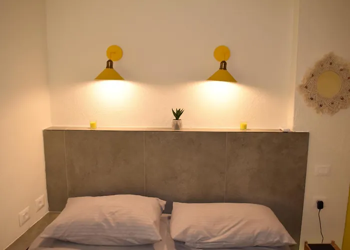 Domin Apartment, Golem, Durres Lägenhet