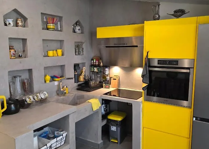 Domin Apartment, Golem, Durres * Golem (Tirana)