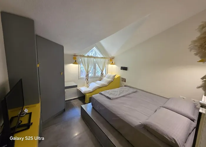 Domin Apartment, Golem, Durres Appartement *